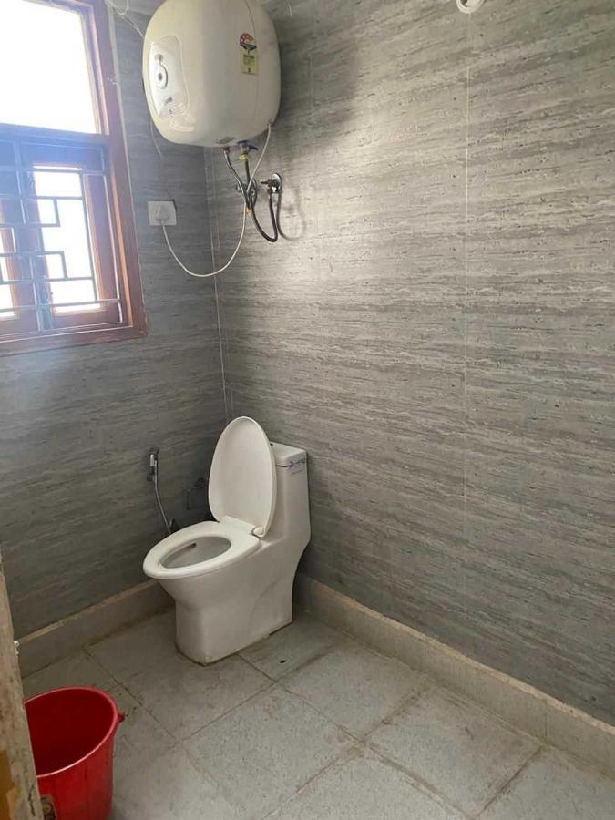Hotel O Devansh Inn Ню Делхи Екстериор снимка